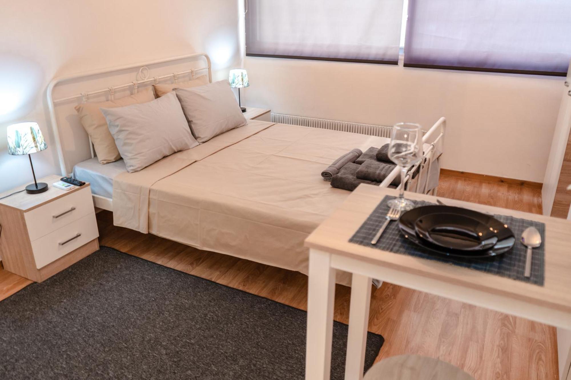 Urban Deluxe Apartments Ad Салоники Экстерьер фото